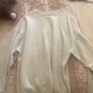 Size is Medium but I’d say it fits like a large